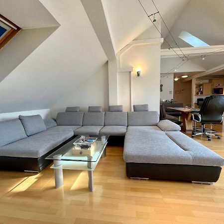 Apartamento Atemberaubendes Loft Mit Pool Viena Exterior foto