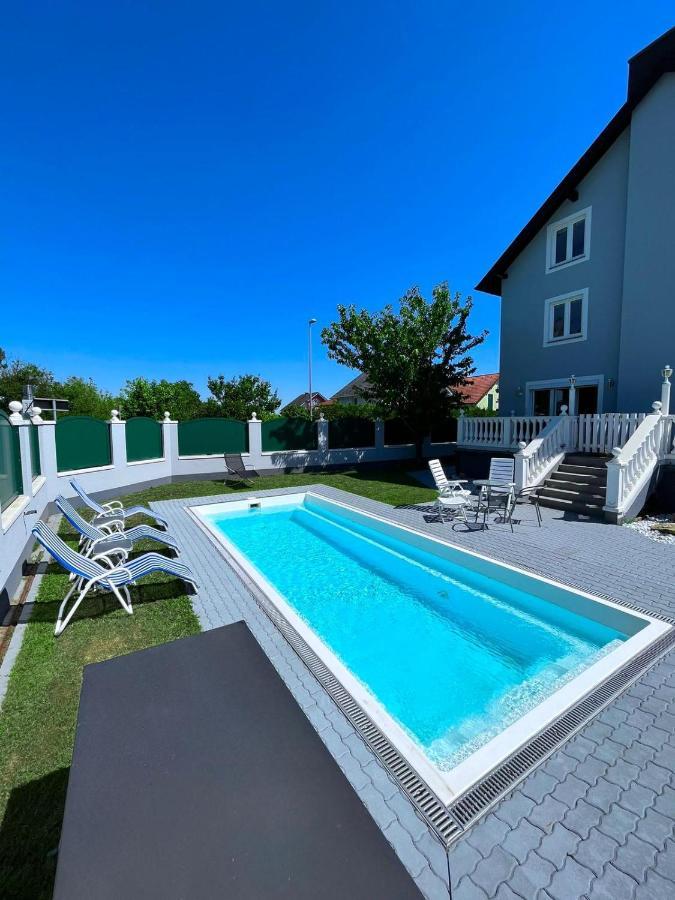 Apartamento Atemberaubendes Loft Mit Pool Viena Exterior foto